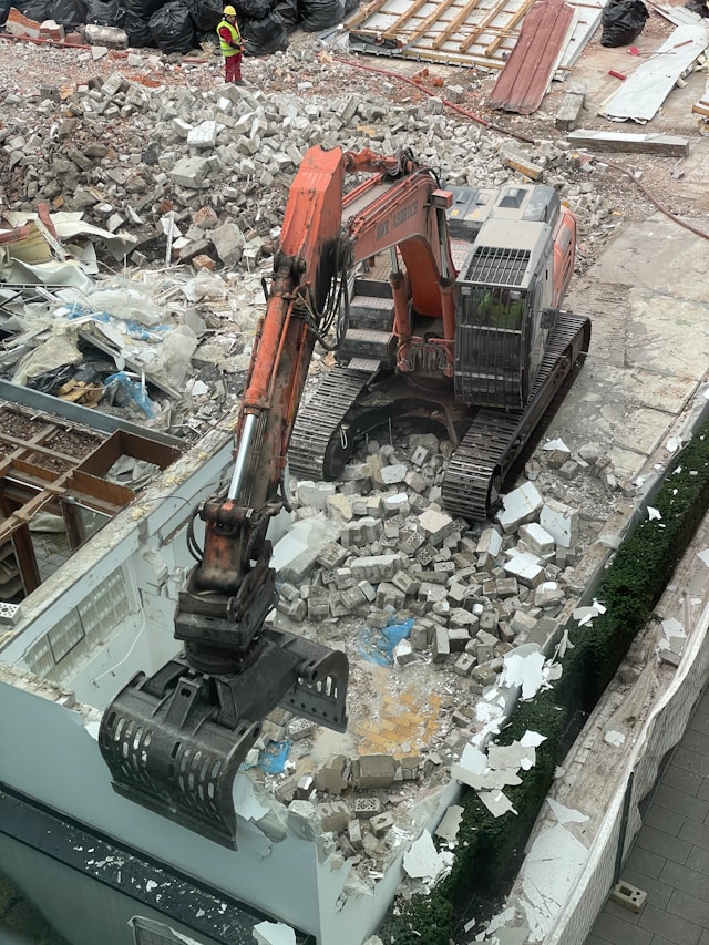 why 803 cheap movers light demolition services